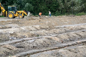 Zdjęcia z albumu 2006-08-31 - Budowa boiska ze sztuczną nawierzchnią - Raków