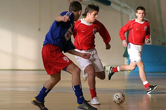Zdjęcia z albumu 2007-02-03 - Halowy Turniej Piłki Nożnej z okazji Jubileuszu 80-lecia KS Skra