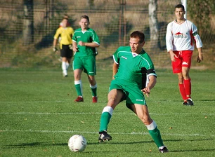 Zdjęcia z albumu 2007-09-29 - Orzeł Psary/Babienica - KS Włodar Częstochowa