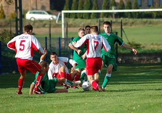 Zdjęcia z albumu 2007-09-29 - Orzeł Psary/Babienica - KS Włodar Częstochowa