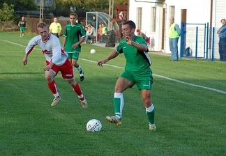Zdjęcia z albumu 2007-09-29 - Orzeł Psary/Babienica - KS Włodar Częstochowa