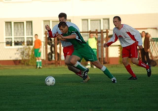 Zdjęcia z albumu 2007-09-29 - Orzeł Psary/Babienica - KS Włodar Częstochowa