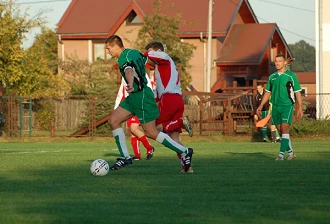 Zdjęcia z albumu 2007-09-29 - Orzeł Psary/Babienica - KS Włodar Częstochowa