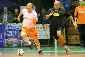 Zdjęcia z albumu 2009-12-19 - Piłkarska Gwiazdka 2009