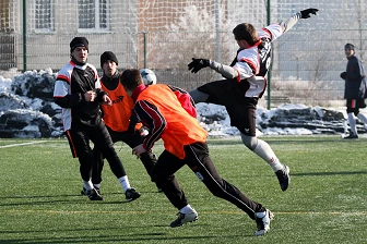 Zdjęcia z albumu 2011-01-29 - LKS Kamienica Polska - Orzeł Psary/Babienica