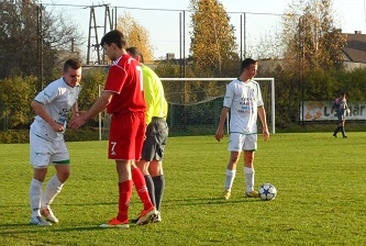 Zdjęcia z albumu 2013-10-26 - LKS Kamienica Polska - Gwarek Tarnowskie Góry