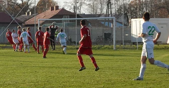 Zdjęcia z albumu 2013-10-26 - LKS Kamienica Polska - Gwarek Tarnowskie Góry