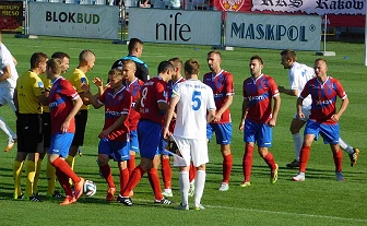 Zdjęcia z albumu 2015-08-26 - Raków Częstochowa - Stal Mielec