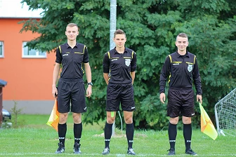 Iskra Mokrzesz - Dąbrowianka Dąbrowa Zielona
