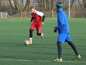 Zdjęcia z albumu 2015-11-28 - Raków II Częstochowa - Polonia Poraj
