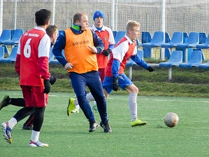 Zdjęcia z albumu 2015-11-28 - Raków II Częstochowa - Polonia Poraj