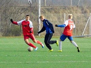 Zdjęcia z albumu 2015-11-28 - Raków II Częstochowa - Polonia Poraj