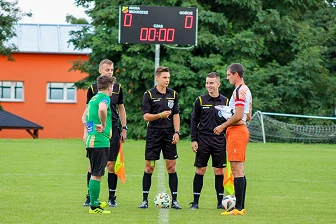 Iskra Mokrzesz - Dąbrowianka Dąbrowa Zielona