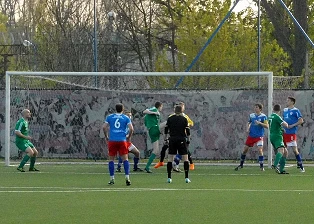 Zdjęcia z albumu 2016-04-30 - Skra II Częstochowa - Warta Mstów