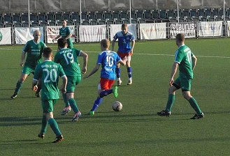 Zdjęcia z albumu 2016-04-30 - Skra II Częstochowa - Warta Mstów
