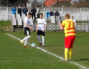 Zdjęcia z albumu 2015-04-12 - Stradom-AJD Częstochowa - LKS Sieraków Śląski