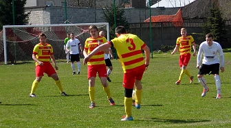Zdjęcia z albumu 2015-04-12 - Stradom-AJD Częstochowa - LKS Sieraków Śląski