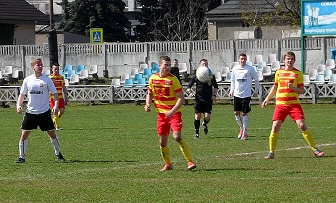 Zdjęcia z albumu 2015-04-12 - Stradom-AJD Częstochowa - LKS Sieraków Śląski