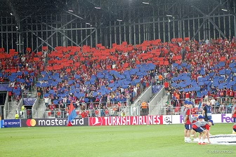 Kibice na meczu eliminacji Ligi Mistrzów: Raków Częstochowa - FC Kopenhaga