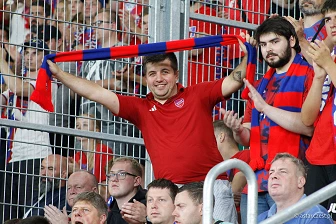 Kibice na meczu eliminacji Ligi Mistrzów: Raków Częstochowa - FC Kopenhaga