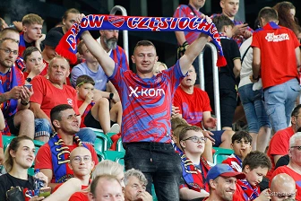 Kibice na meczu eliminacji Ligi Mistrzów: Raków Częstochowa - FC Kopenhaga
