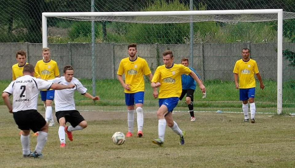 To był ostatni taki sparingowy weekend: 33 mecze i w każdym padały gole