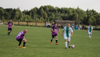 15 goli na początek wiosennego grania w lublinieckiej Klasie „B”