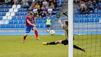 II liga: wygrana Rakowa w Zambrowie, I liga coraz bliżej!