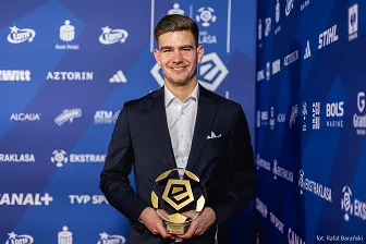 [ZDJĘCIA] Kacper Trelowski Młodzieżowcem Sezonu PKO Ekstraklasy!