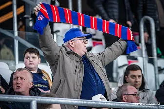 Kibice na meczu Ligi Konferencji: Raków - Fiorentina