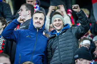 Kibice na meczu Ligi Konferencji: Raków - Fiorentina