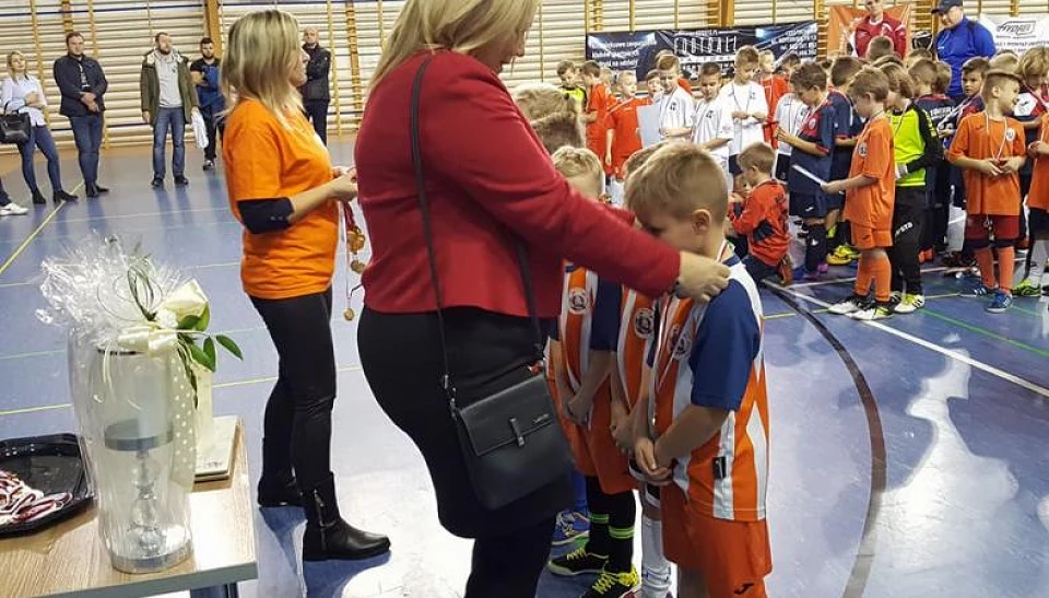 Zakończył się IX Cykl Ogólnopolskich Turniejów Piłki Nożnej Halowej ,,Blachownia Cup 2017″