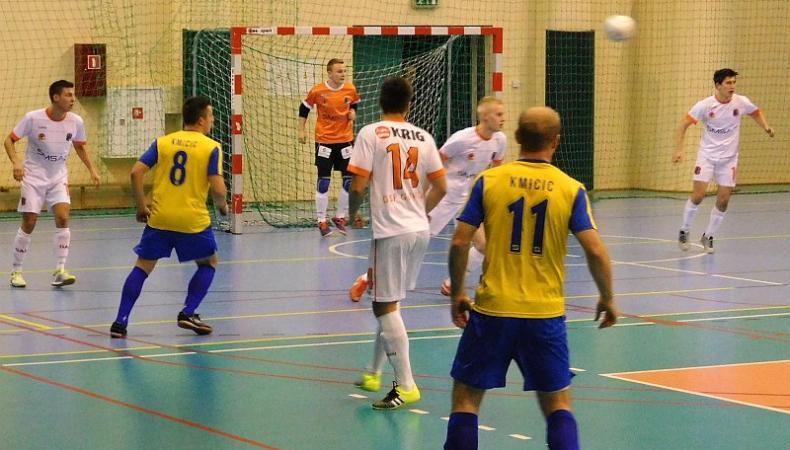 15206-II_liga_futsalu_Powrot_Kmicica_na_wlasciwa_droge