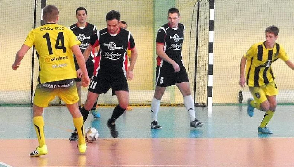 [FOTO i VIDEO]  W Mstowie grali o Puchar Prezesa DROG-BUDU