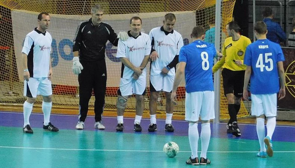 [FOTO i VIDEO] „Piłkarska Gwiazdka”: 7 meczów, 40 goli i sporo atrakcji
