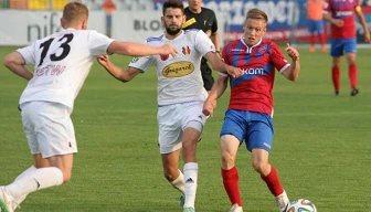 II liga: Trudny i daleki wyjazd Rakowa. Do Zambrowa jest 350 km.