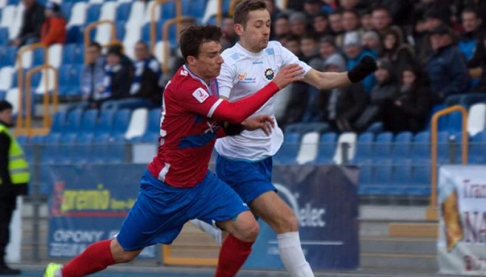 II liga – Lider lepszy: Stal Mielec – RKS Raków 3:0 (2:0)