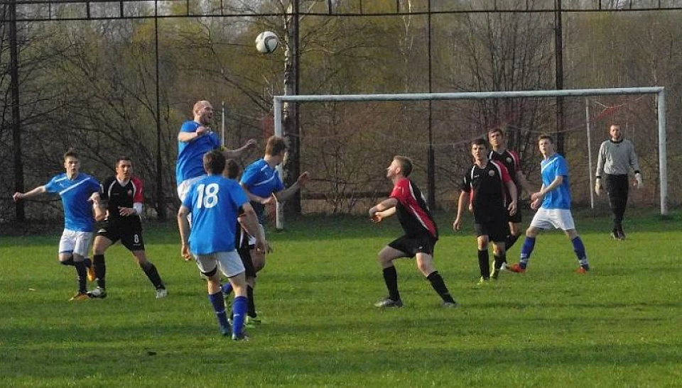 [FOTO] Półfinały PP: 7 goli na Rakowie i 2 gole w Kuźnicy Marianowej.