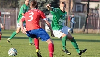 II liga: daleki wyjazd i trudny mecz przed Rakowem