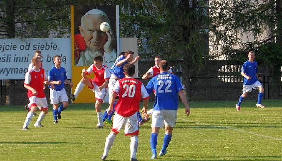 „Okręgówka”: po sobotnich meczach 8-mej kolejki sporo zmian w tabelach