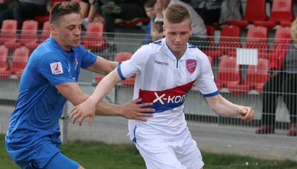 Ważna i cenne wyjazdowa wygrana : Puszcza Niepołomice – Raków Częstochowa 0:2