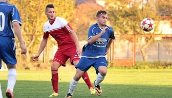 „Okręgówka” : w 3-ch wiosennych kolejkach strzelił już 8 goli
