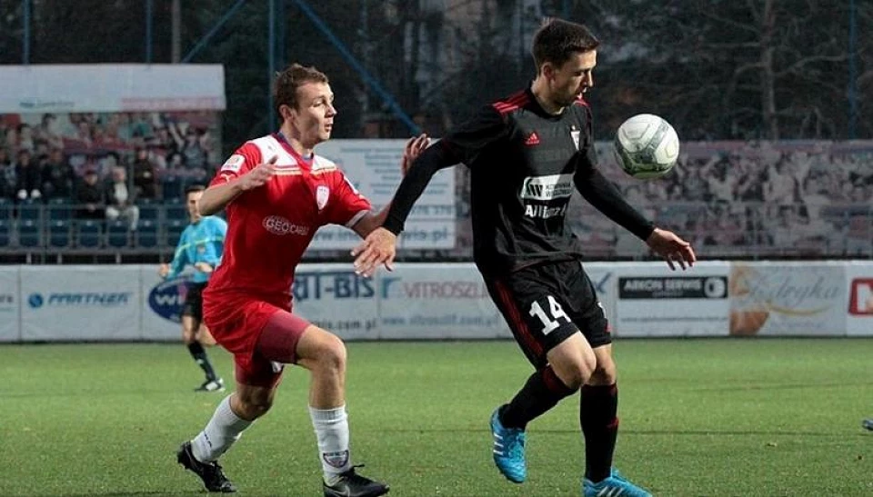 III liga : w 34 kolejce zagrają u siebie z przedostatnim zespołem w tabeli