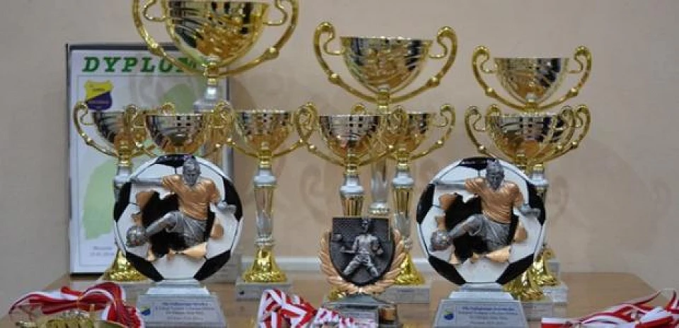 W II Turnieju Piłki Nożnej o Puchar Prezesa Olimpii Huta Stara najlepsza Skra