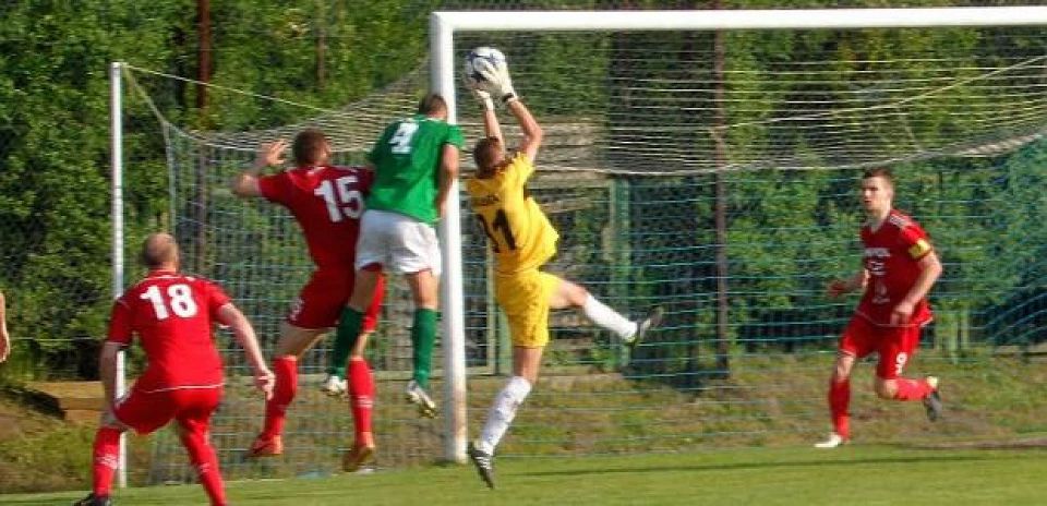 IV liga : w 29 kolejce „nasze” drużyny grały jak zwykle w „kratkę”