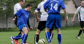 Sobota w „okręgówce” : w gr.I w 2-ch meczach 7 goli, w gr.II w 6 meczach 18 goli.