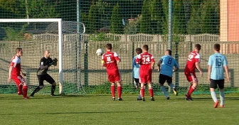 „Okręgówka” – „kosmiczne” wyniki w niedzielnych meczach w Pankach i w Golcach