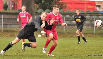 [FOTO]  „Okręgówka” – w 13 kolejce : 20 goli w gr.I i aż 36 goli w gr.II