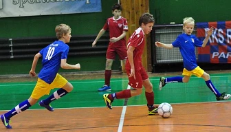 Święto piłki młodzieżowej w Hali Polonia