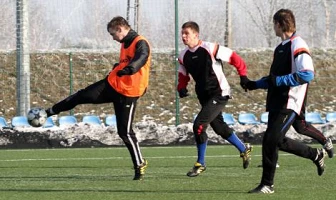 Sparingi „naszych” IV-ligowców : wygrane Unii Rędziny, Pilicy i Kamienicy!